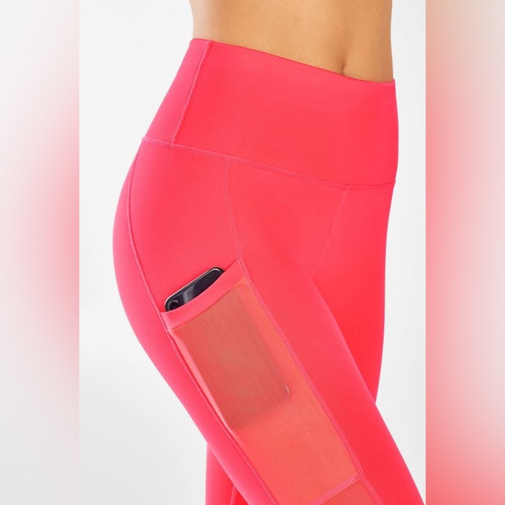 Fabletics mesh panel athletic pocket Powerhold capri